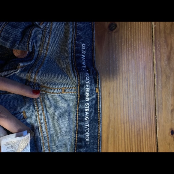 Old Navy Boyfriend Jean - Picture 2 of 3